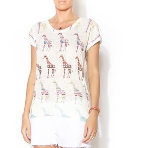 Giraffe patterned t shirt